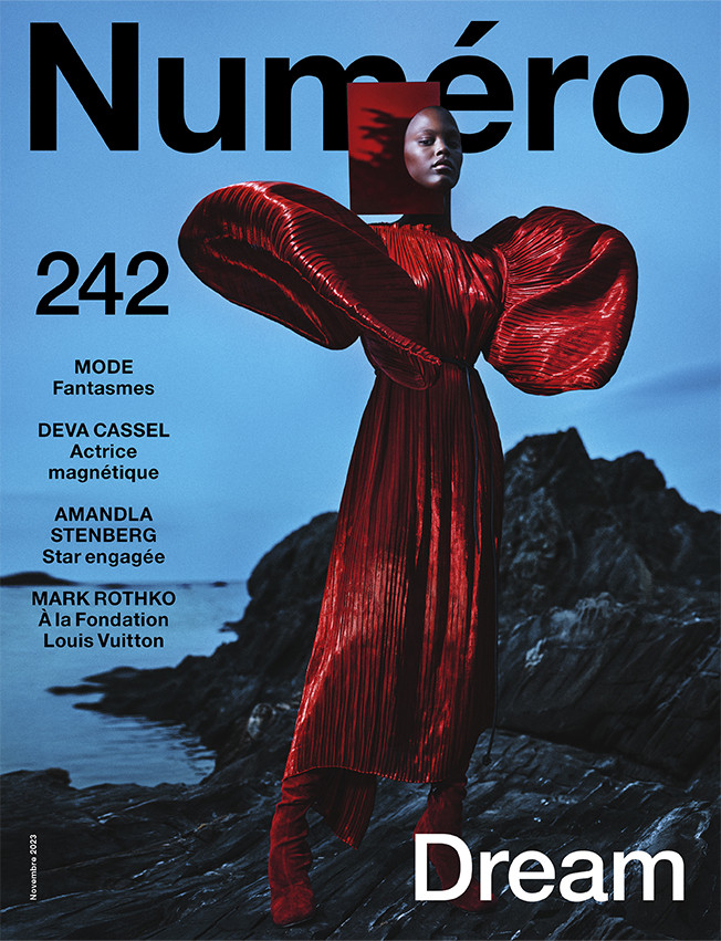 Numéro 242